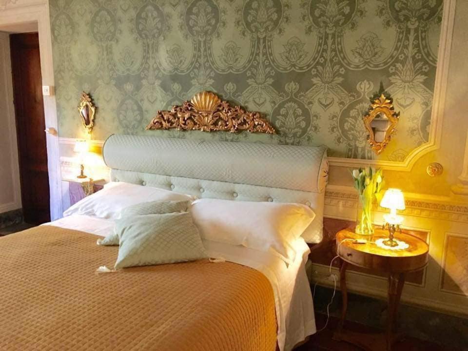 Residenza Dei Ricci Bed & Breakfast คิอูซี ภายนอก รูปภาพ