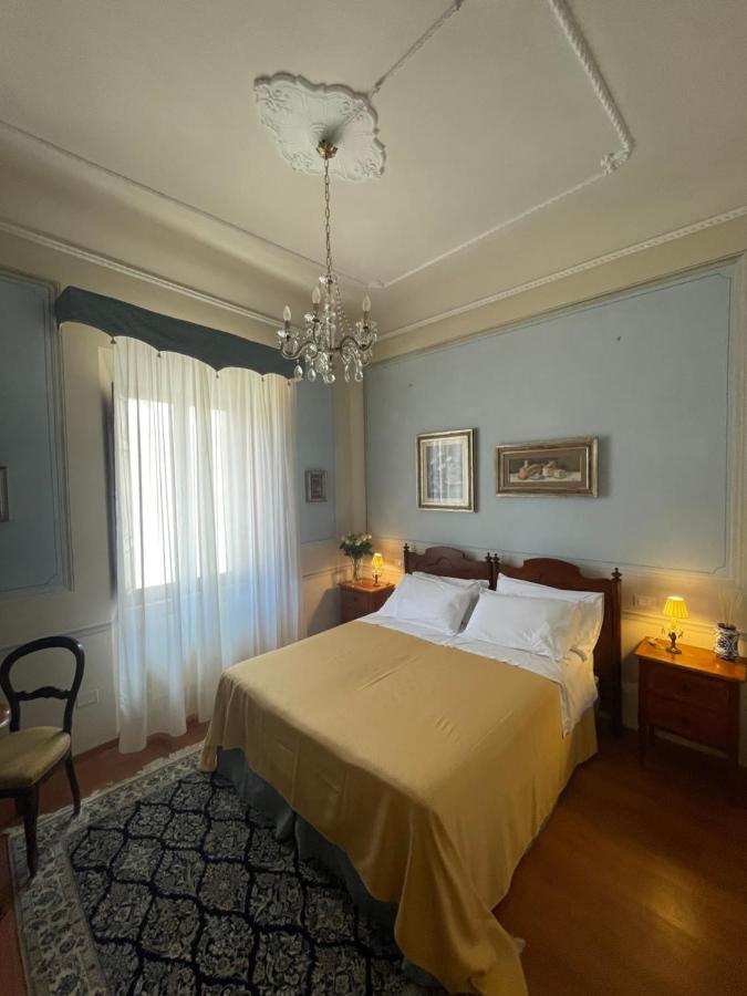 Residenza Dei Ricci Bed & Breakfast คิอูซี ภายนอก รูปภาพ