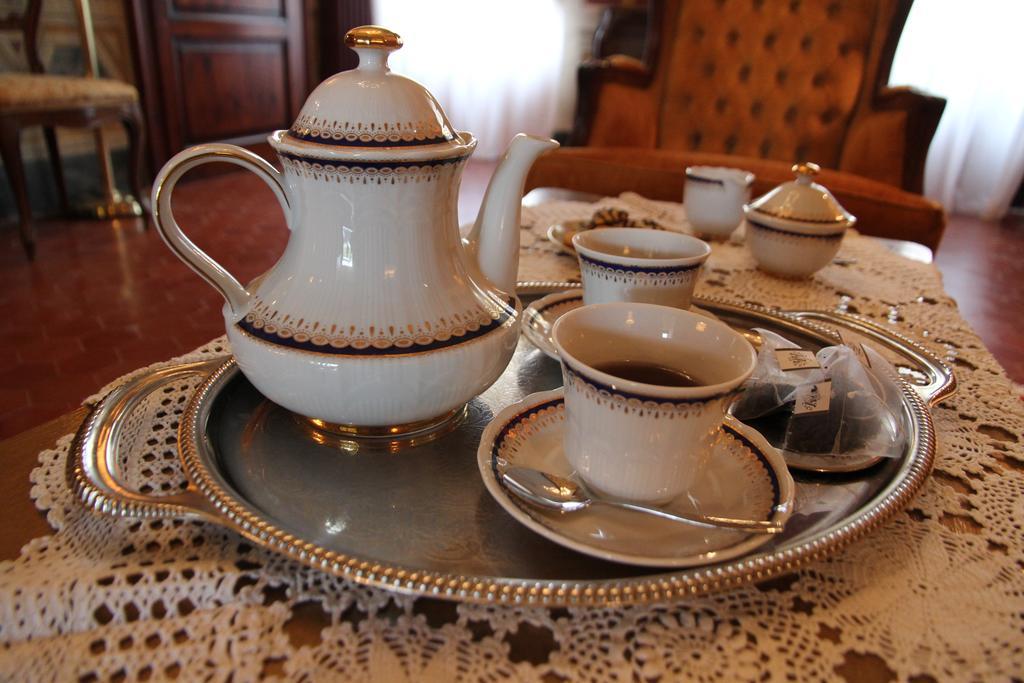 Residenza Dei Ricci Bed & Breakfast คิอูซี ภายนอก รูปภาพ