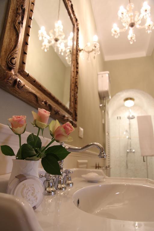 Residenza Dei Ricci Bed & Breakfast คิอูซี ห้อง รูปภาพ